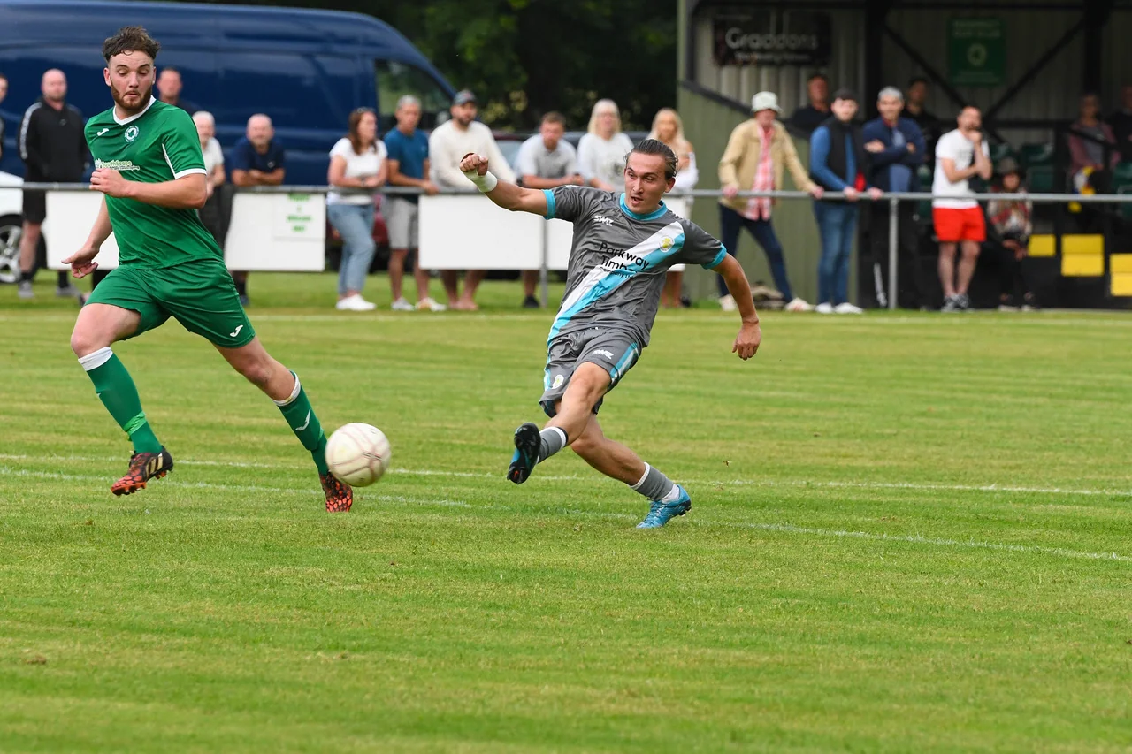 Callum Hall goal tomfinnie