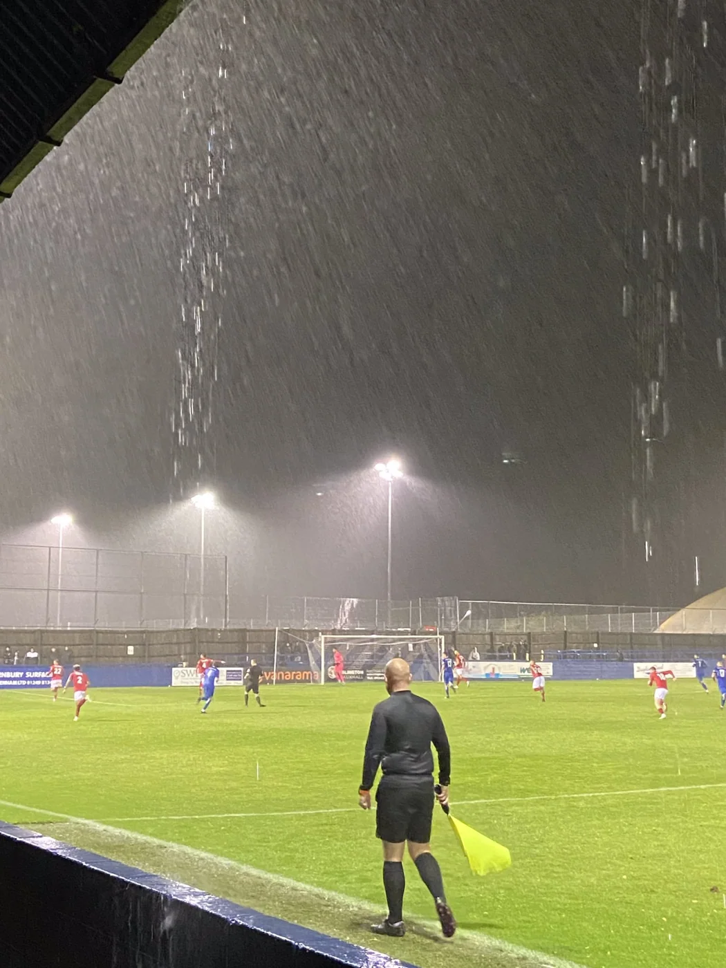 chippenham ebbsfleet downpours courtesy & copyright DEBBIE GOULD 